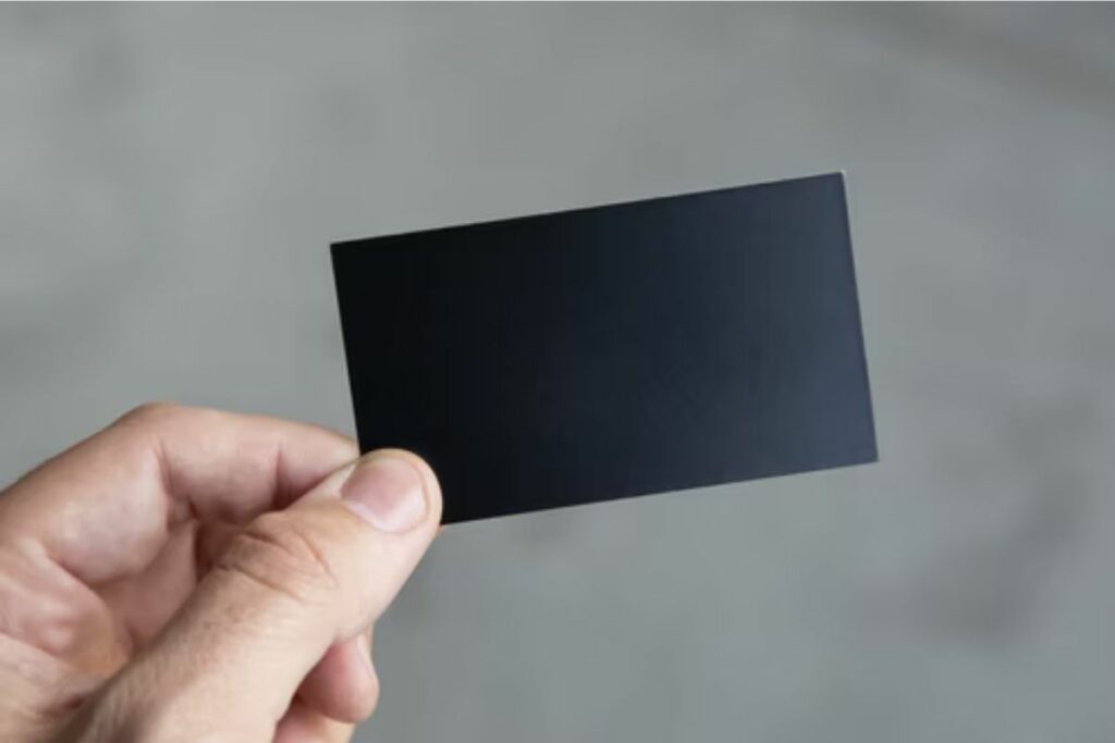 tarjeta de presentación negra - T1 Páginas
